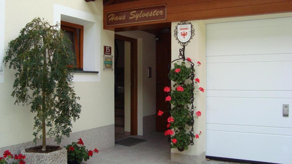 Appartement Sylvester Matrei in Osttirol Bilik gambar